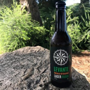 cervezas blanca y verde cervezas blanca y verde
